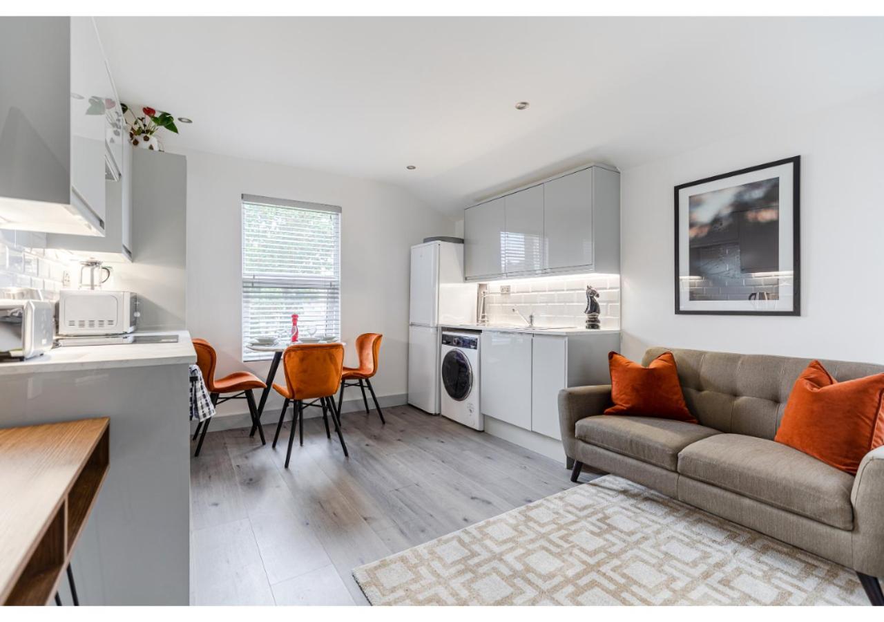 Cozy And Stylish 2 Bedroom Flat In Greater London Londres Exterior foto